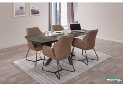 Table en céramique 1909